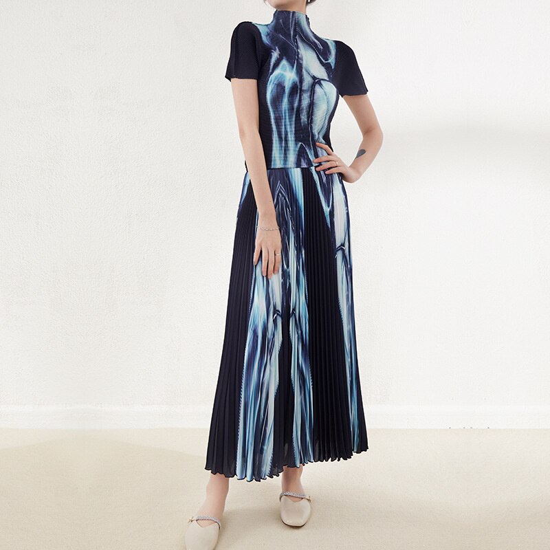 Retro Two Pieces Pleated Set Turtleneck Short Sleeve T Shirt Long Skirts Female Fashion Clothing Summer
