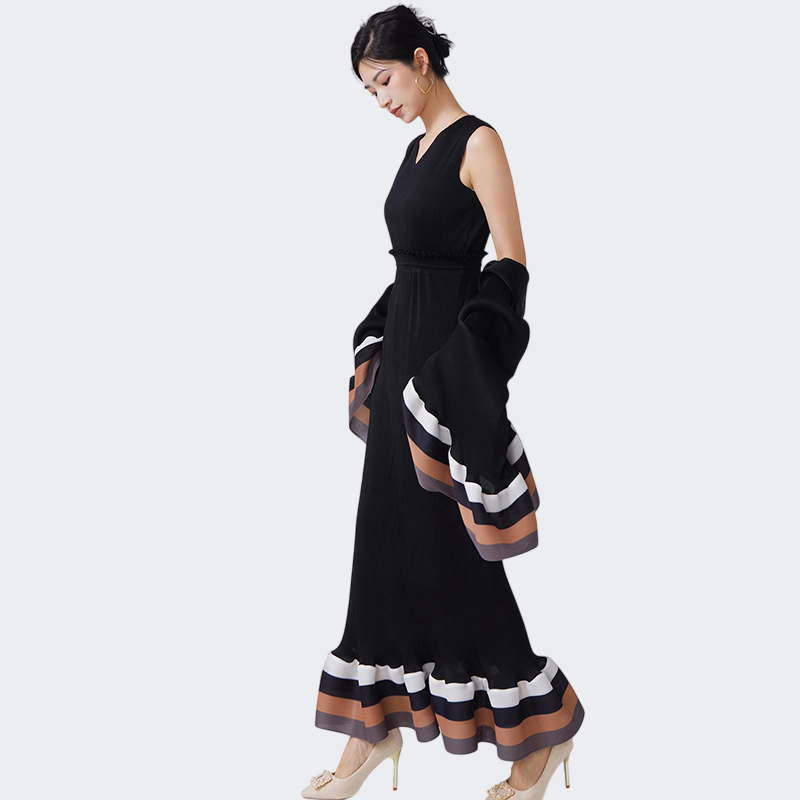 Spring and summer high-end irregular flared sleeves cinched waist to show off slimming temperament elegant dress long skirt