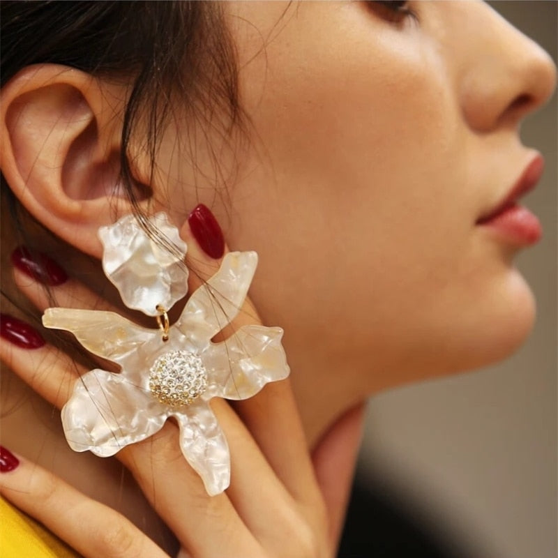 JURAN Fashion Big Resin Flower Dangle Drop Statement Earrings Boho Charm Jewelry Accessories Summer Women's Earrings