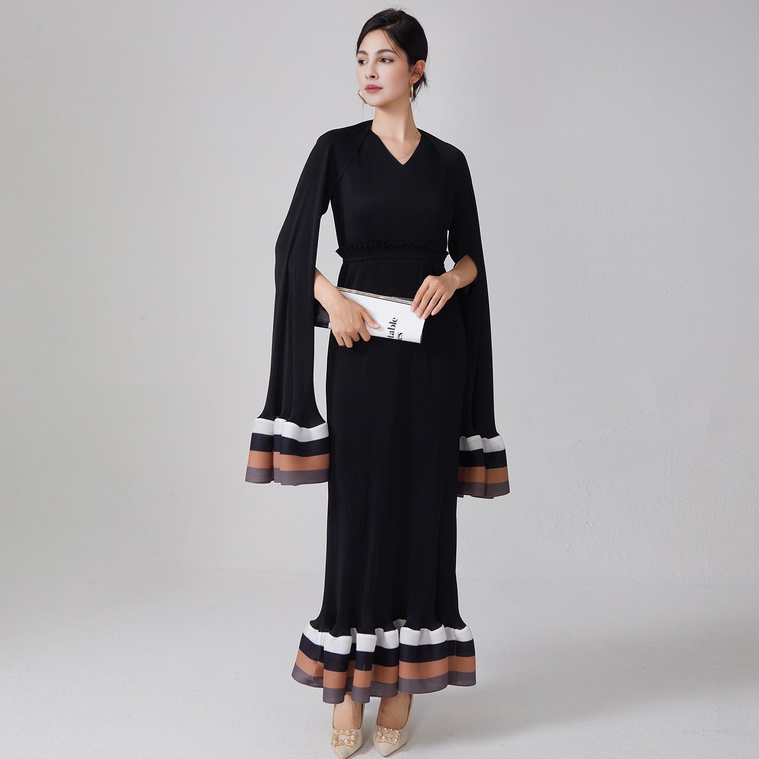 Spring and summer high-end irregular flared sleeves cinched waist to show off slimming temperament elegant dress long skirt